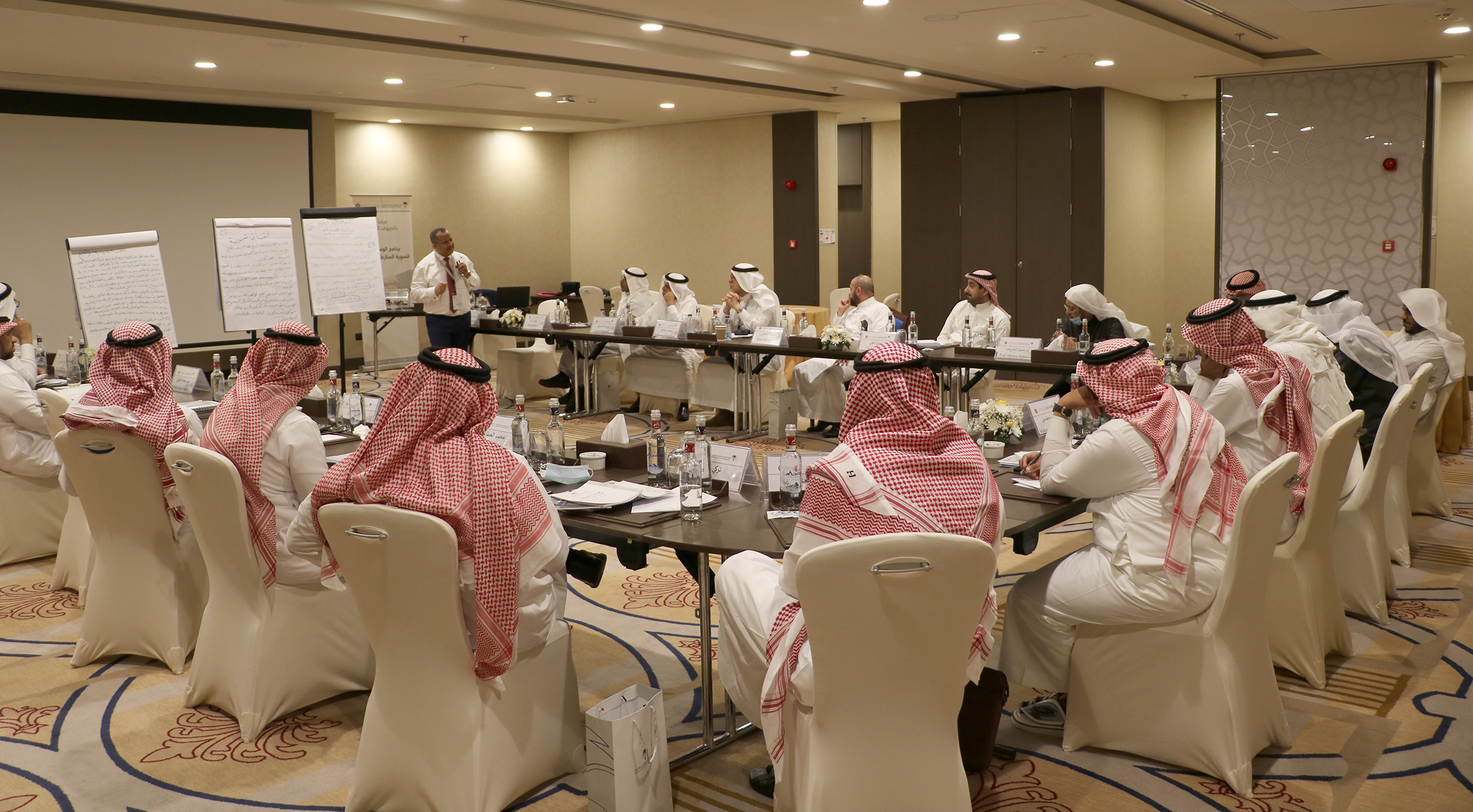 in accordance with the latest practices... SCCA concludes sixth round of commercial mediator training program